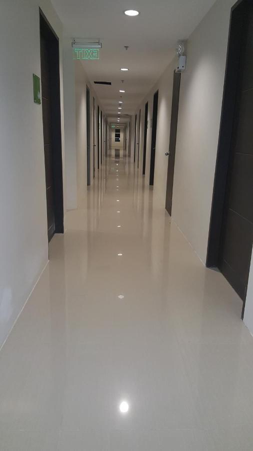 Mesaverte Residences Afs Suites Кагаян де Оро Екстериор снимка